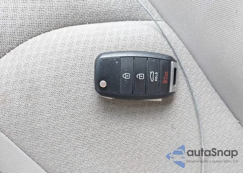 2016 Kia Optima Lx из США, поврежденный, VIN 5XXGT4L3XGG020087